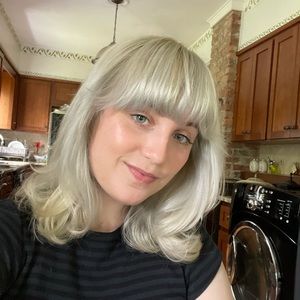 Meet your Posher, Emma